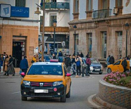تملص سائق سيارة الأجرة الصنف الصغير من توصيل الراكبين و الإجراء الواجب اتخاذه