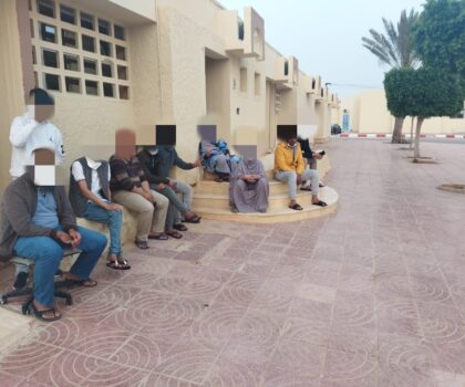 العيون….. مستخدمي المناولة بالمستشفى الجهوي بدون راتب شهري منذ فبراير الماضي