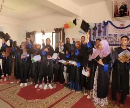 الجديدة… الاطر الإدارية والتربوية بثانوية 6 نونبر باولاد فرج تنظم حفلا على شرف التلاميذ المتفوقين