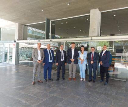 وفد مهم من تطوان يزور برشلونة في مهمة عمل مشتركة