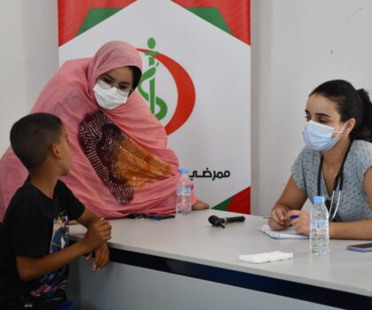 العيون… بمناسبة عيد العرش المجيد …… حملة طبية بشاطئ فم الواد مع بداية موسم الاصطياف