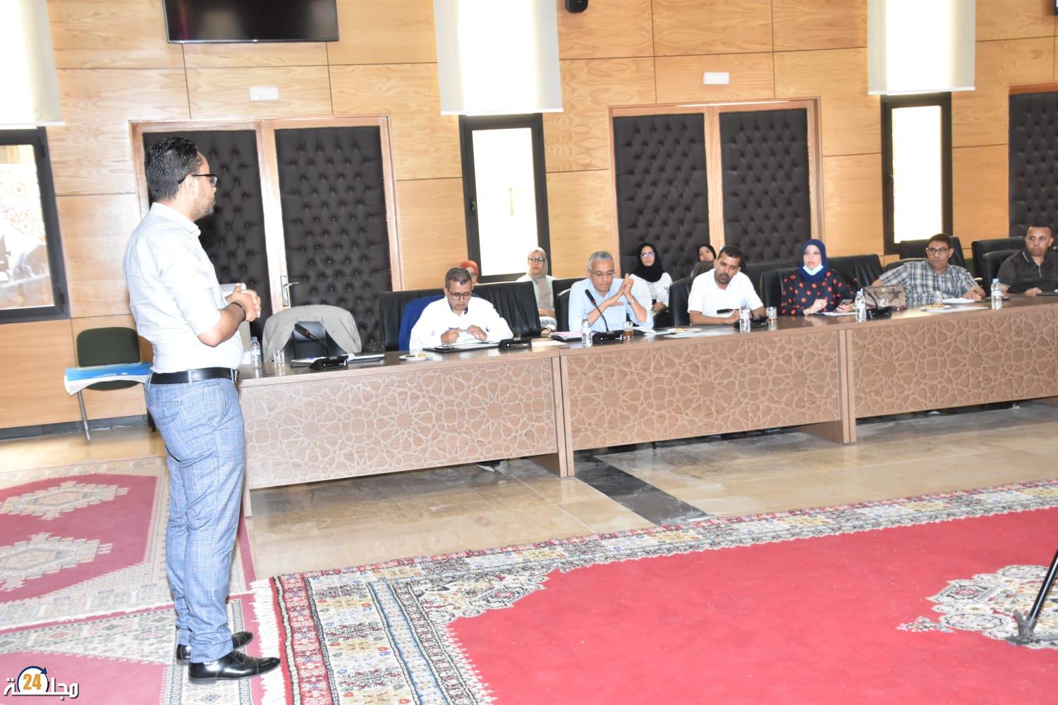 المجلس الاقليمي لتيزنيت ينظم لقاء حول الصحة و التأهيل الاجتماعي