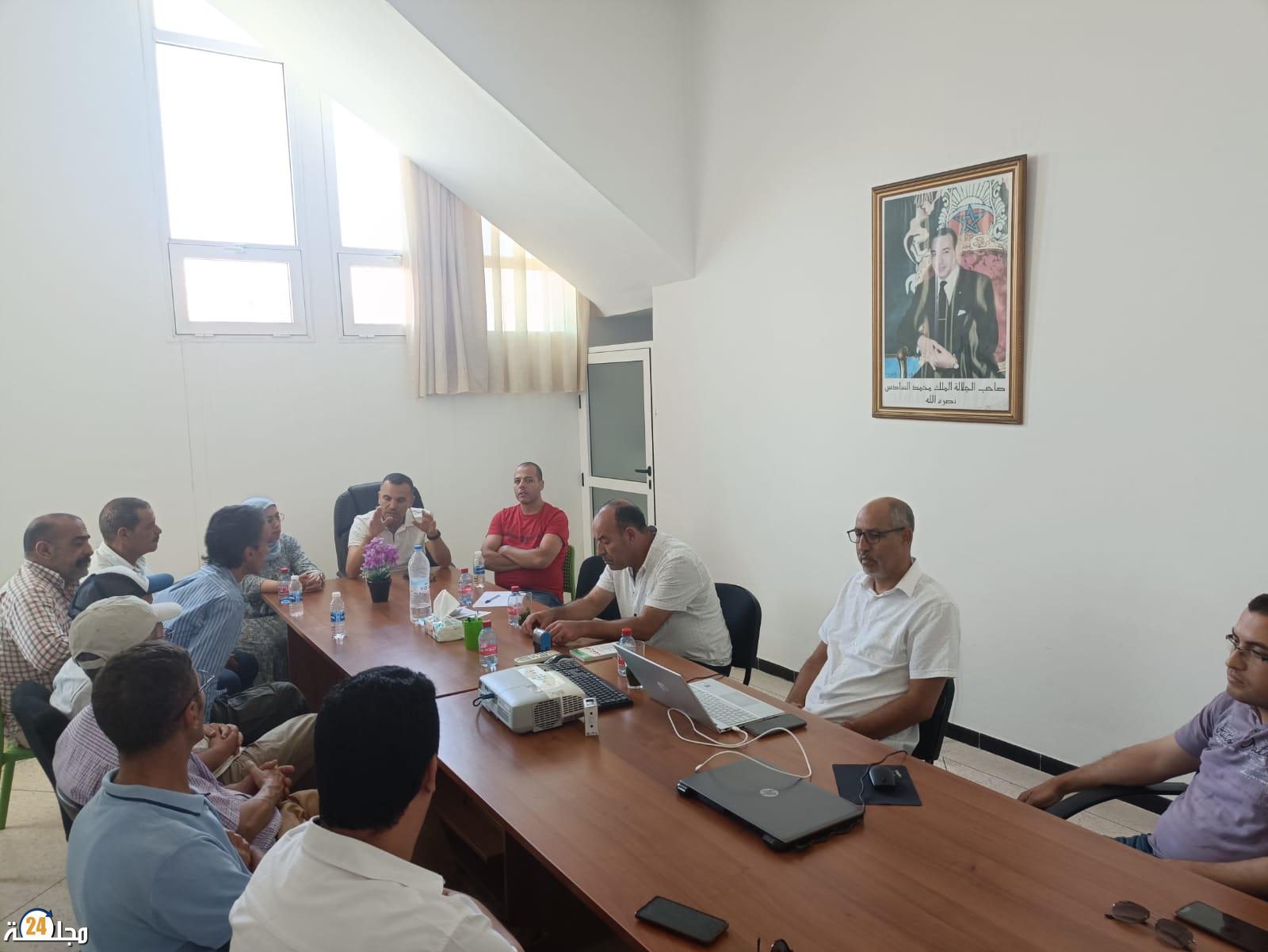 اجتماع مهم لشركة التنمية المحلية لتدبير واستغلال المحطة الطرقية من أجل تجويد خدمات هذا المرفق العمومي