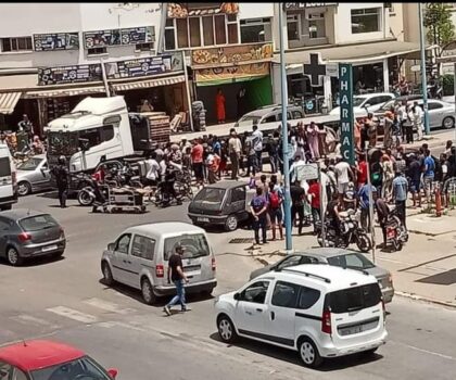 الجديدة…وفاة طفلة تمتهن التسول تحت عجلات شاحنة كبيرة بحي المطار