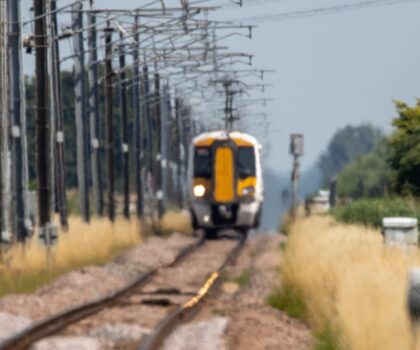 بريطانيا : الحرارة تتسبب في اضطرابات شديدة في حركة القطارات