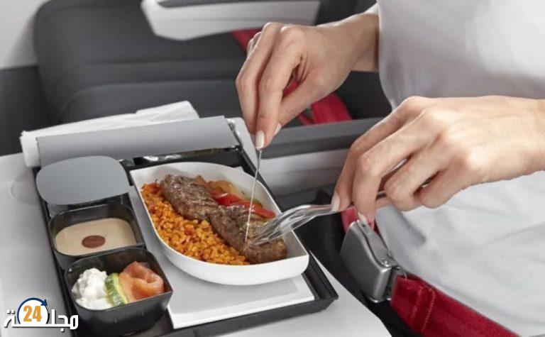 هذه هي أفضل الأطعمة أثناء الرحلات الجوية