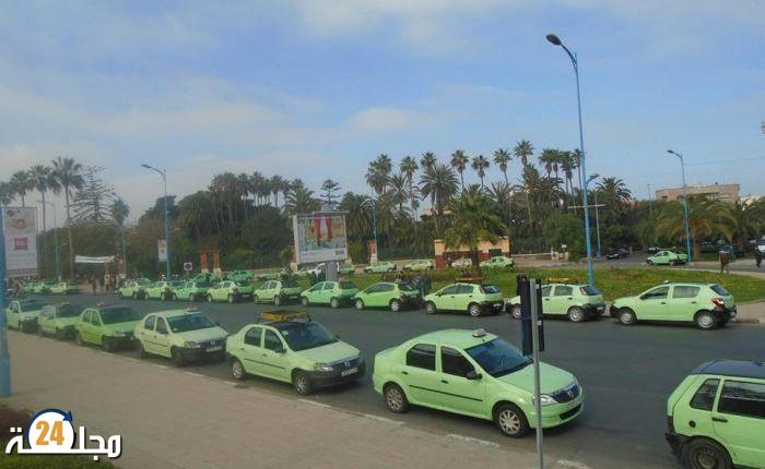 سائقو سيارات أجرة بالمحمدية يتحايلون على القانون