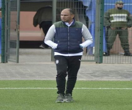 فريق شباب قصبة تادلة يمر من وضعية صعبة حالت دون موافقة المدرب على تحضير الفريق .