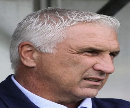 النمساوي هانز كرانكل هداف برشلونة السابق مدرب منتخب النمسا يوجد رهن الاعتقال بدهسه لرجل أمن .