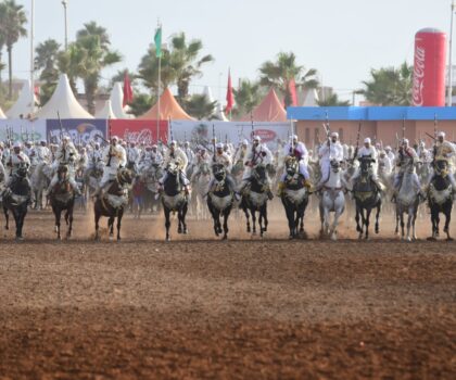 انطلاق عروض التبوريدة وبرنامج ديني حافل في ثاني أيام الموسم
