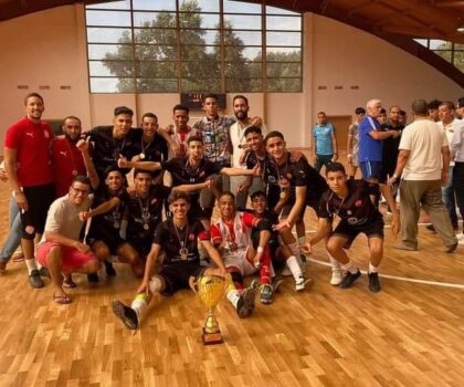 ناشئة أجاكس مراكش للفوتصال تعانق لقب البطولة الوطنية أمام صقر أكادير