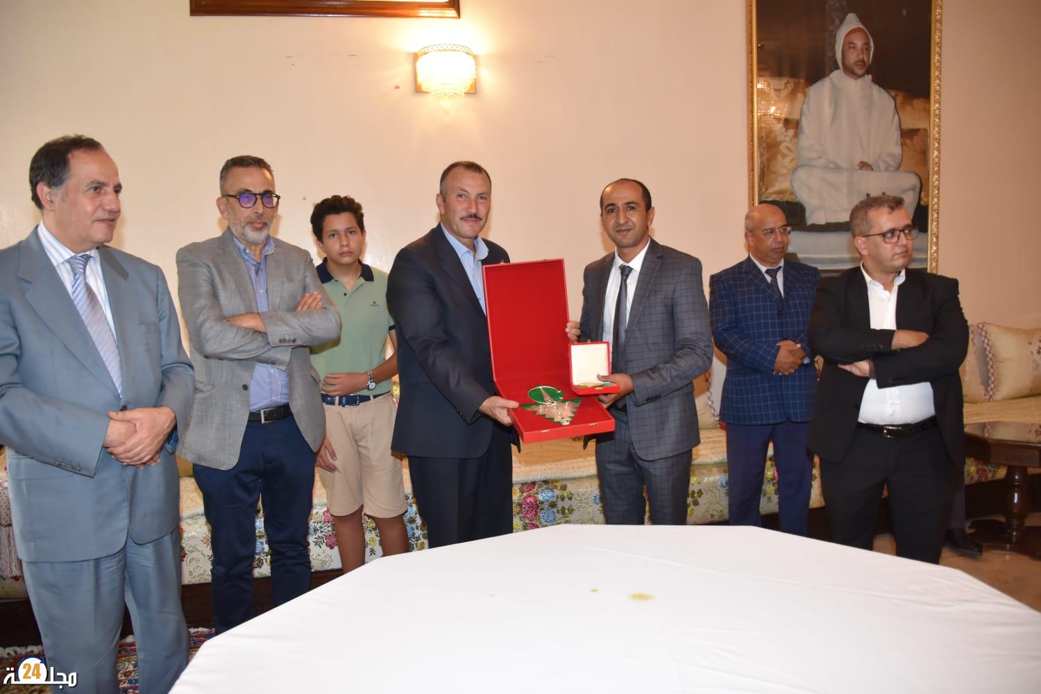 حفل وداع و تكريم لعدد من رجال السلطة الذين شملتهم الحركة الانتقالية بإقليم تيزنيت