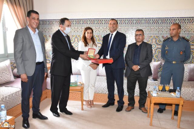 حفل تكريم وتوديع قبطان الدرك الملكي ومدير الصناعة التقليدية بمدينة تيزنيت