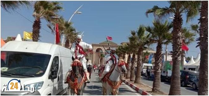 هذا هو الذل…إدارة موسم مولاي عبد الله تحتقر الإعلاميين