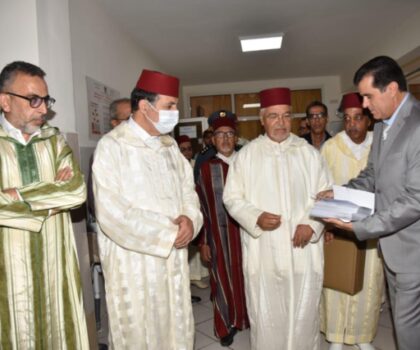 هبات ملكية لشرفاء زاوية سيدي احمد اموسى و لمرضى القصور الكلوي ،و المعوزين باقليم تيزنيت