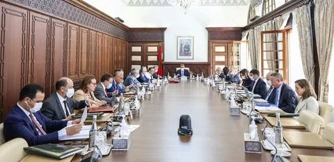 أخنوش يترأس اجتماعا موسعا لتفعيل التوجهات الملكية بخصوص الجالية