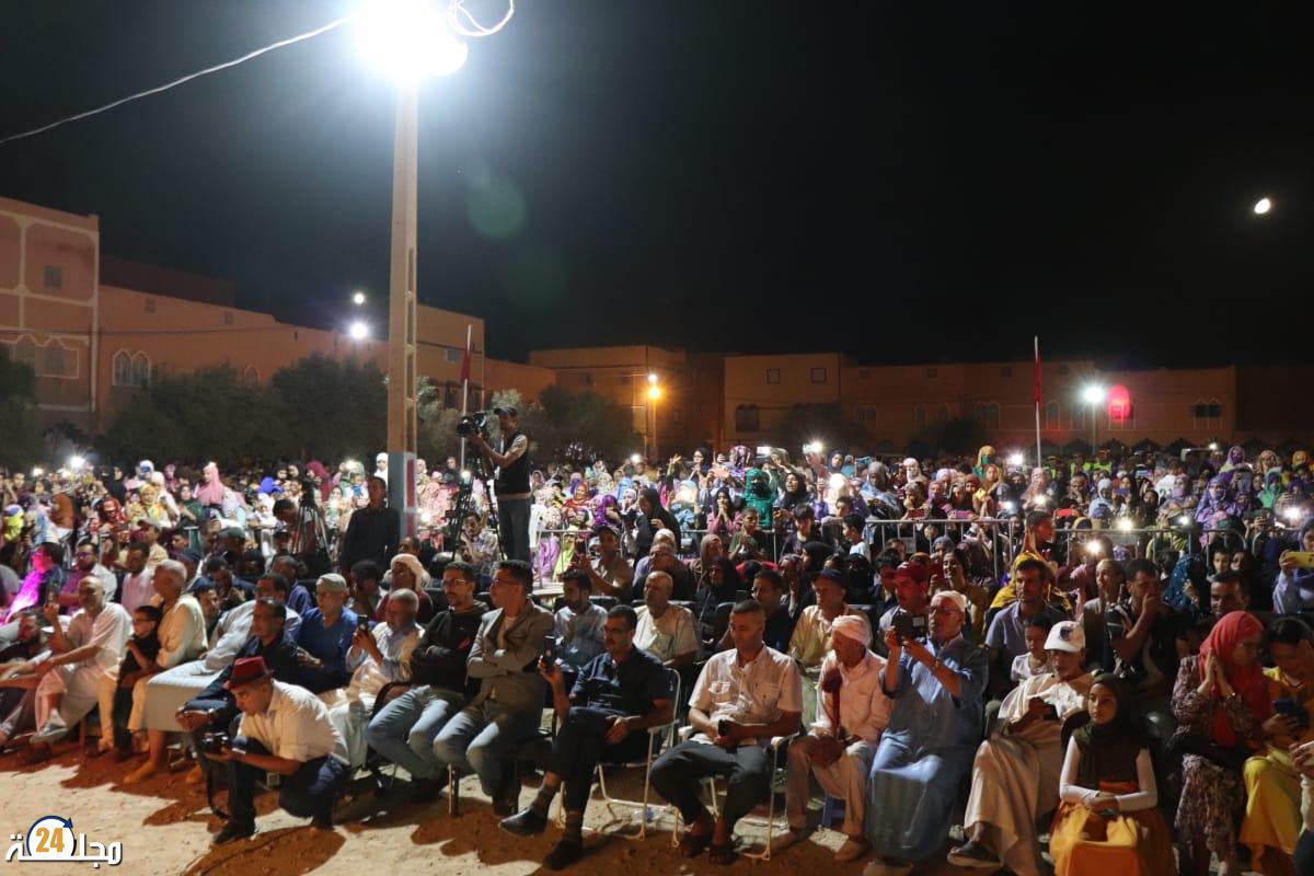 رئيس جماعة املن عبدالرحمان حجي ونائبه رشيد اهراس في مهرجان ليقامت ببونعما