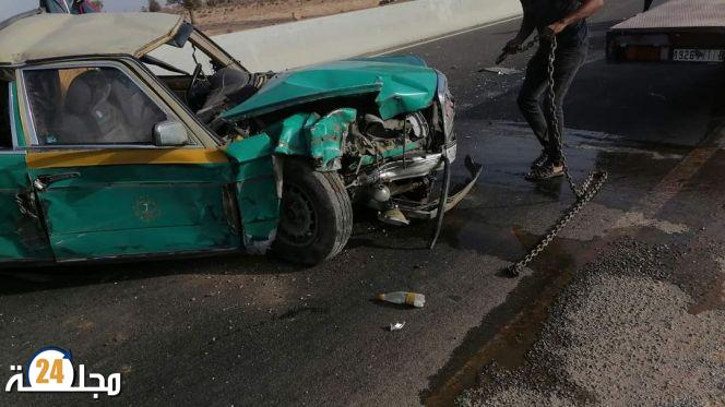 انقلاب سيارة أجرة بضواحي تيزنيت يخلف جرحى