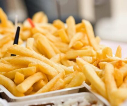 معركة دموية في ماكدونالدز بسبب بطاطس مقلية