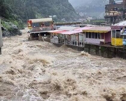 أضرار السيول في باكستان تتجاوز 10 مليارات دولار