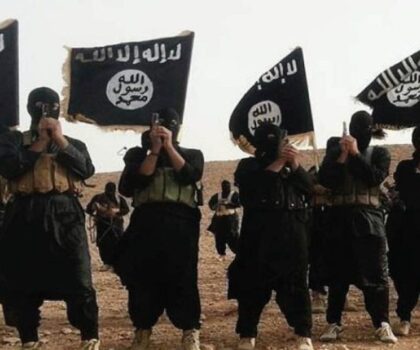 باريس.. انطلاق محاكمة جزائري ومغربي بتهمة تمويل الحركات الإرهابية في سوريا