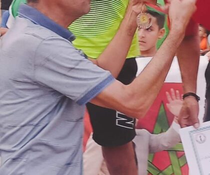 جمعية الوحدة لألعاب القوى بالقصر الكبير تقيم سباقها السنوي على الطريق وسط مشاركة و حضور متميزين.