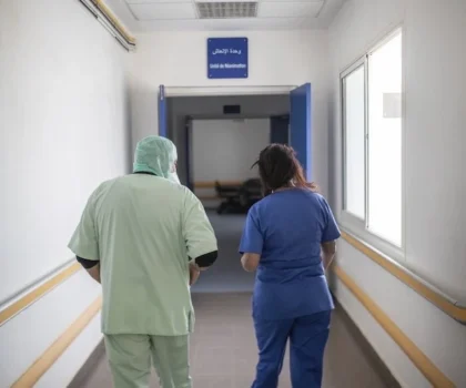 أطباء ينتقدون سماح وزير الصحة للممرضين بإنعاش مرضى المستعجلات