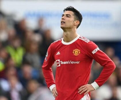 هربا من “جحيم” مانشستر يونايتد.. أمل أخير لرونالدو