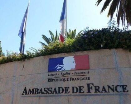 السفارة الفرنسية بالمغرب ترفض إرجاع مصاريف طلبات التأشيرة المرفوضة