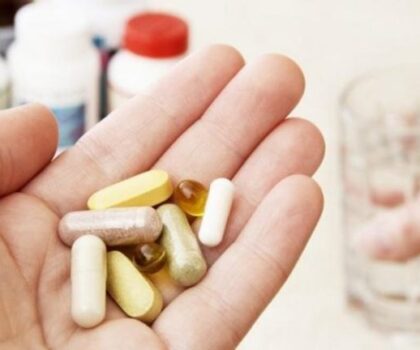 مكملات غذائية يمكن أن يكون لها آثار خطيرة عند دمجها!