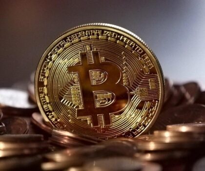 الدار البيضاء.. السجن النافذ لفرنسي بتهمة الاحتيال واستخدام “البيتكوين”