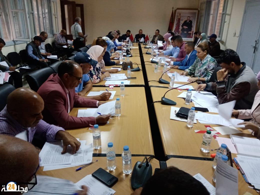 دورة أكتوبر العادية للمجلس الجماعي ببوسكورة طرحت عدة نقط إيجابية لصالح ساكنة المنطقة