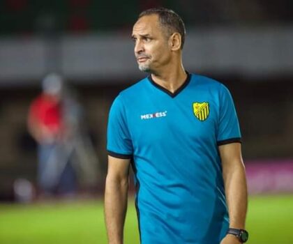 إدارة المغرب الفاسي تعين المدرب عبد الرحيم شكيليط خلفا للتونسي عبد الحي بن سلطان.