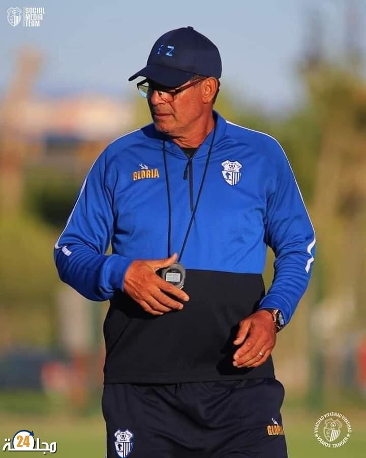 إدارة نادي اتحاد طنجة لكرة القدم تقدم على فسخ العقد بينها و بين مدرب الفريق بادو الزاكي من جانب واحد.