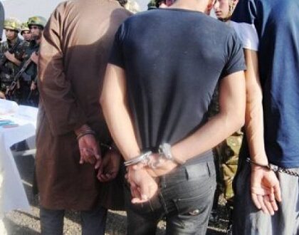 توقيف سيارة على متنها 10 اشخاص مرشحين للهجرة السرية