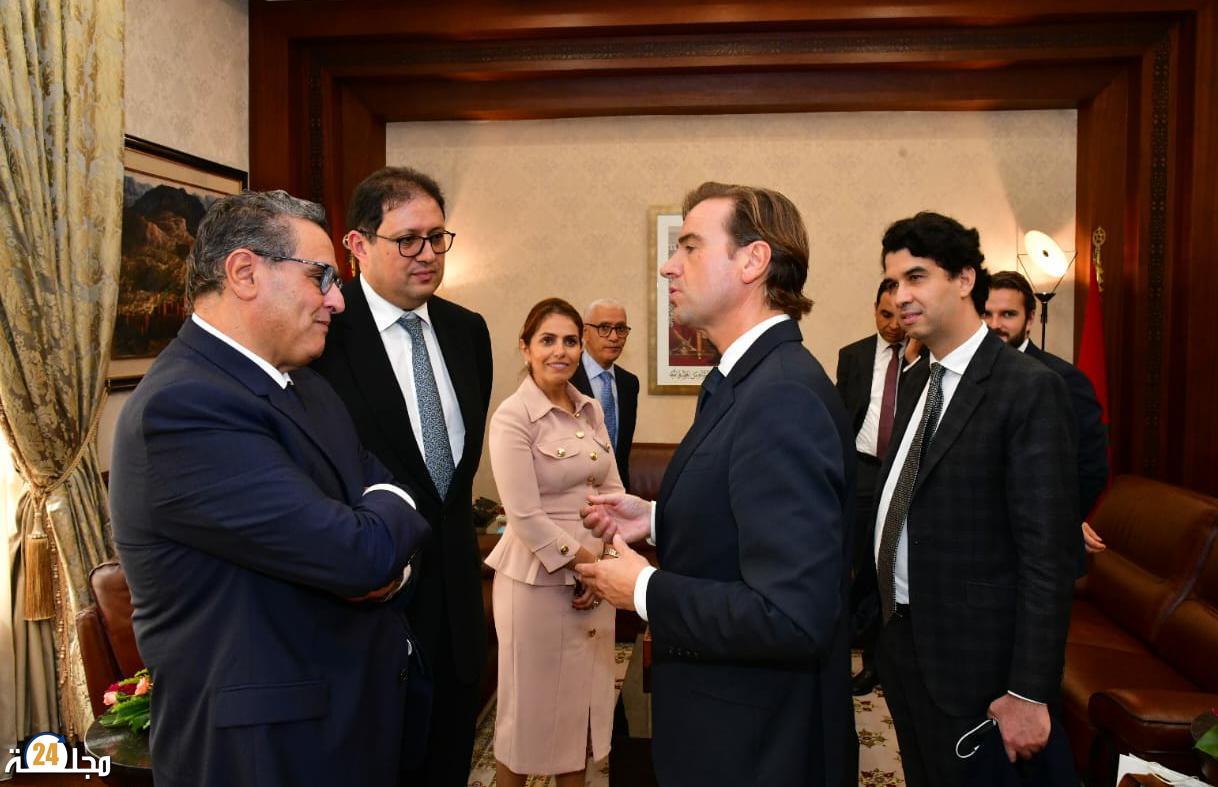 رئيس الحكومة ورئيس مجلس النواب في لقاء دبلوماسي بحضور اللجنة البرلمانية المشتركة