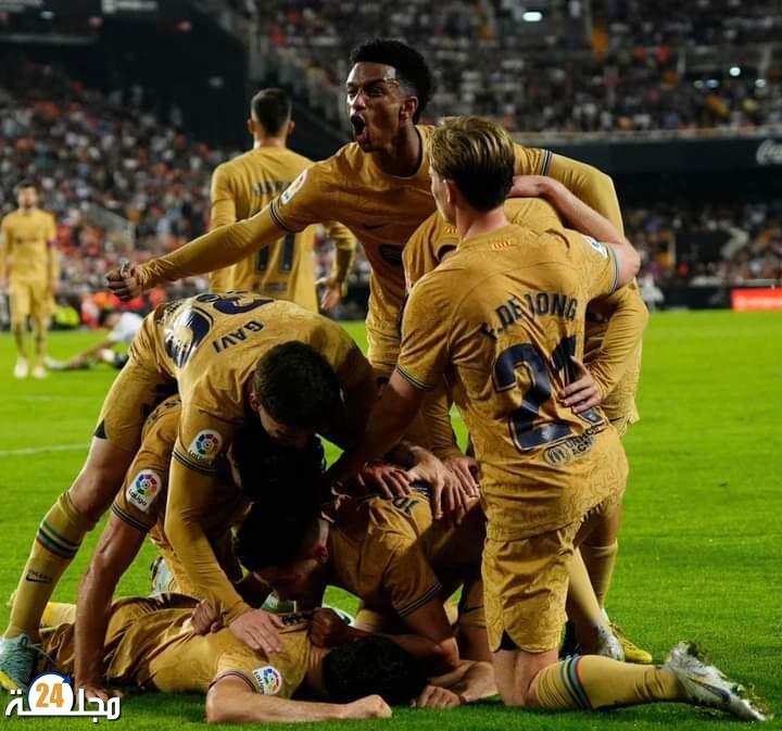 ليفاندوفسكي يمنح برشلونة نقاطا غالية أمام فالينسيا و ينقذ ماء وجه المدرب تشافي هيرنانديز