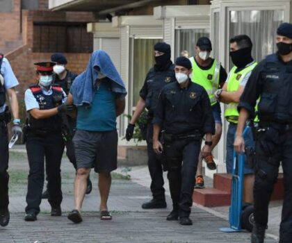 اسبانيا… اعتقال جزائريين متورطين في تنظيم عمليات الهجرة السرية