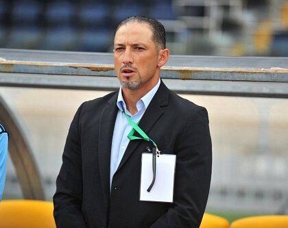 بتهمة التزوير.. “الكاف” يُقرر توقيف الإطار الوطني السابق “يوسف روسي” خمس سنوات