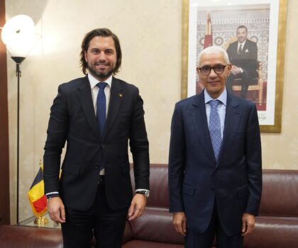 الطالبي العلمي يجري مباحثات مع رئيس الحزب الليبرالي البلجيكي