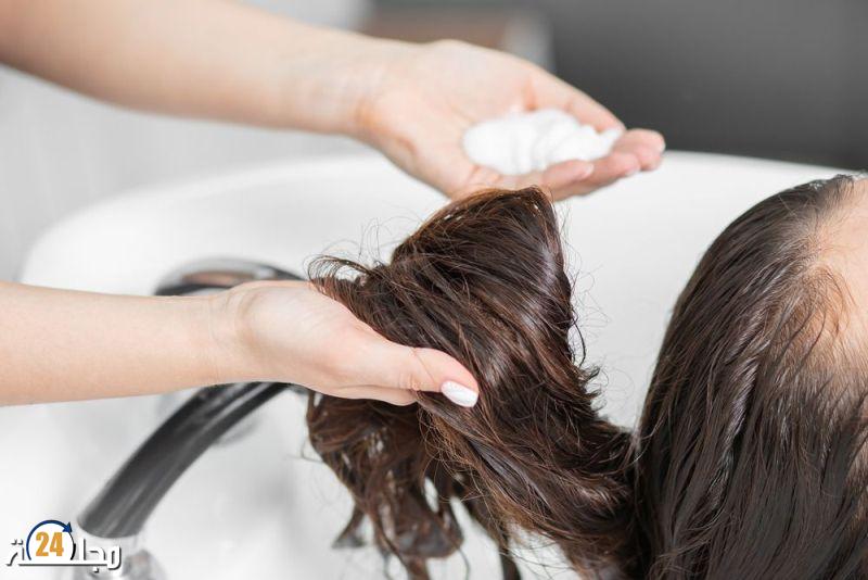 تحذير للنساء.. منتجات تنعيم الشعر تسبب السرطان