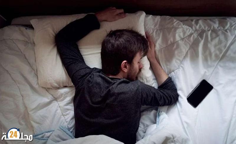 دراسة: طريقة النوم قد تكون “أقوى مؤشر” على وقت الوفاة