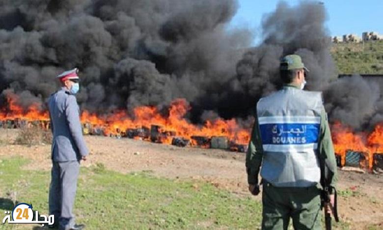 مداهمة منزل وحجز أزيد من 17 طن من الكيف