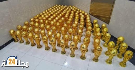 ضبط كؤوس مقلدة لجائزة كأس العالم في قطر 2022