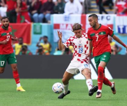 المنتخب المغربي يكسب نقطة ثمينة أمام منتخب كرواتيا في مستهل حضوره بمونديال قطر.