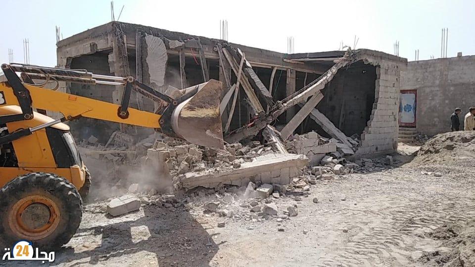 السلطات المحلية تشن حملة ضد البناء العشوائي باولاد غانم باقليم الجديدة