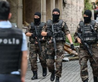 تركيا تطلق حملة أمنية ضد الإرهابيين