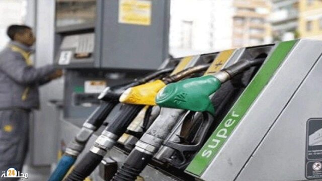 يهم السائقين.. أسعار الغازوال تنخفض بمحطات الوقود