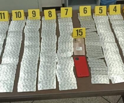 احباط محاولة ترويج اقراص مهلوسة وتوقيف شخصين