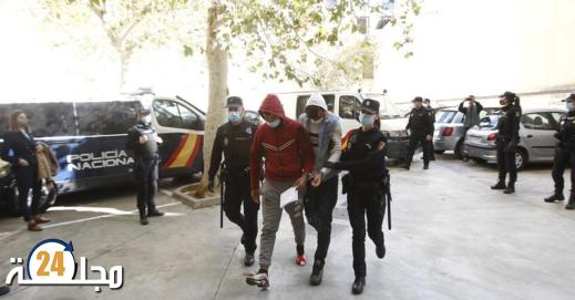 فرار 28 مغربيا من طائرة متجهة إلى تركيا هبطت اضطراريا في مطار برشلونة